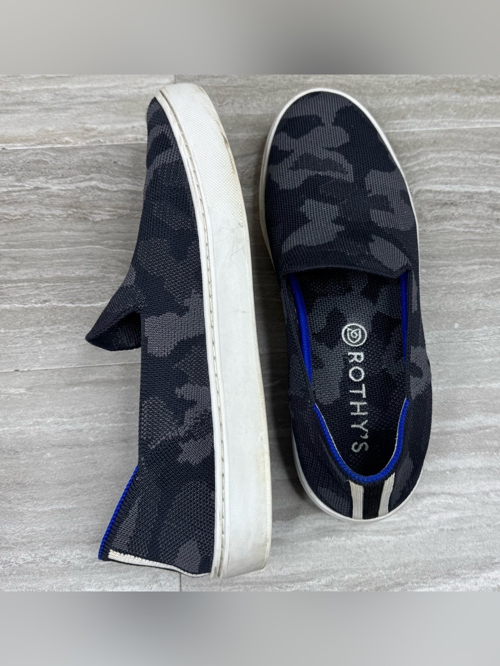Rothy's The Original Slip-On Sneakers in Camouflage Womens 8.5 - Picture 5 of 12